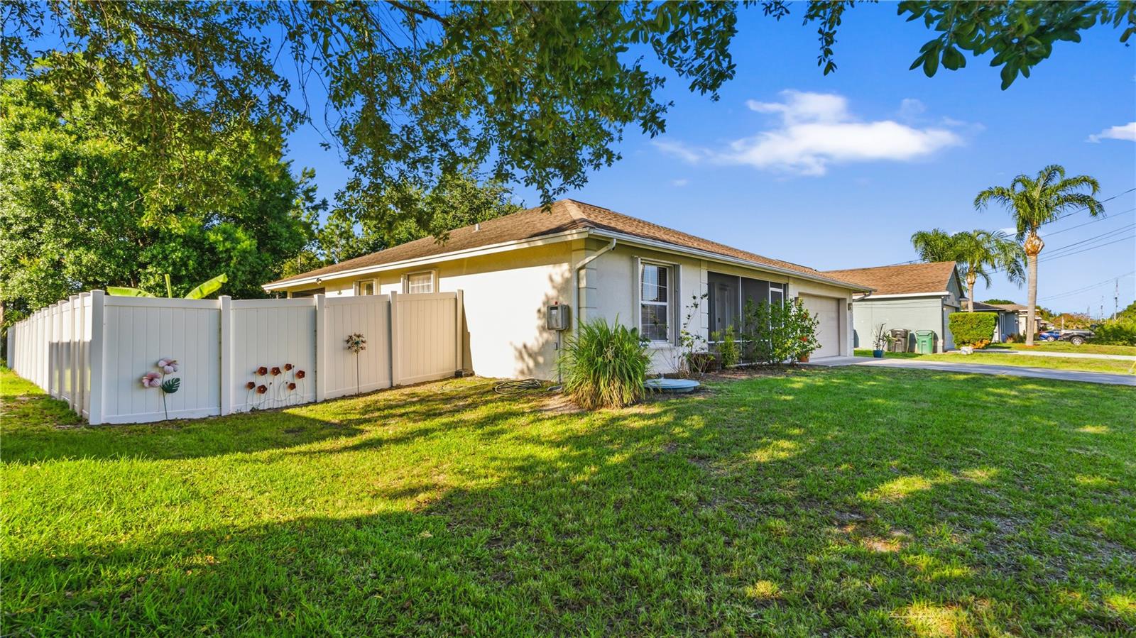 2001 SW FEARS AVE, PORT ST LUCIE, FL, 34953