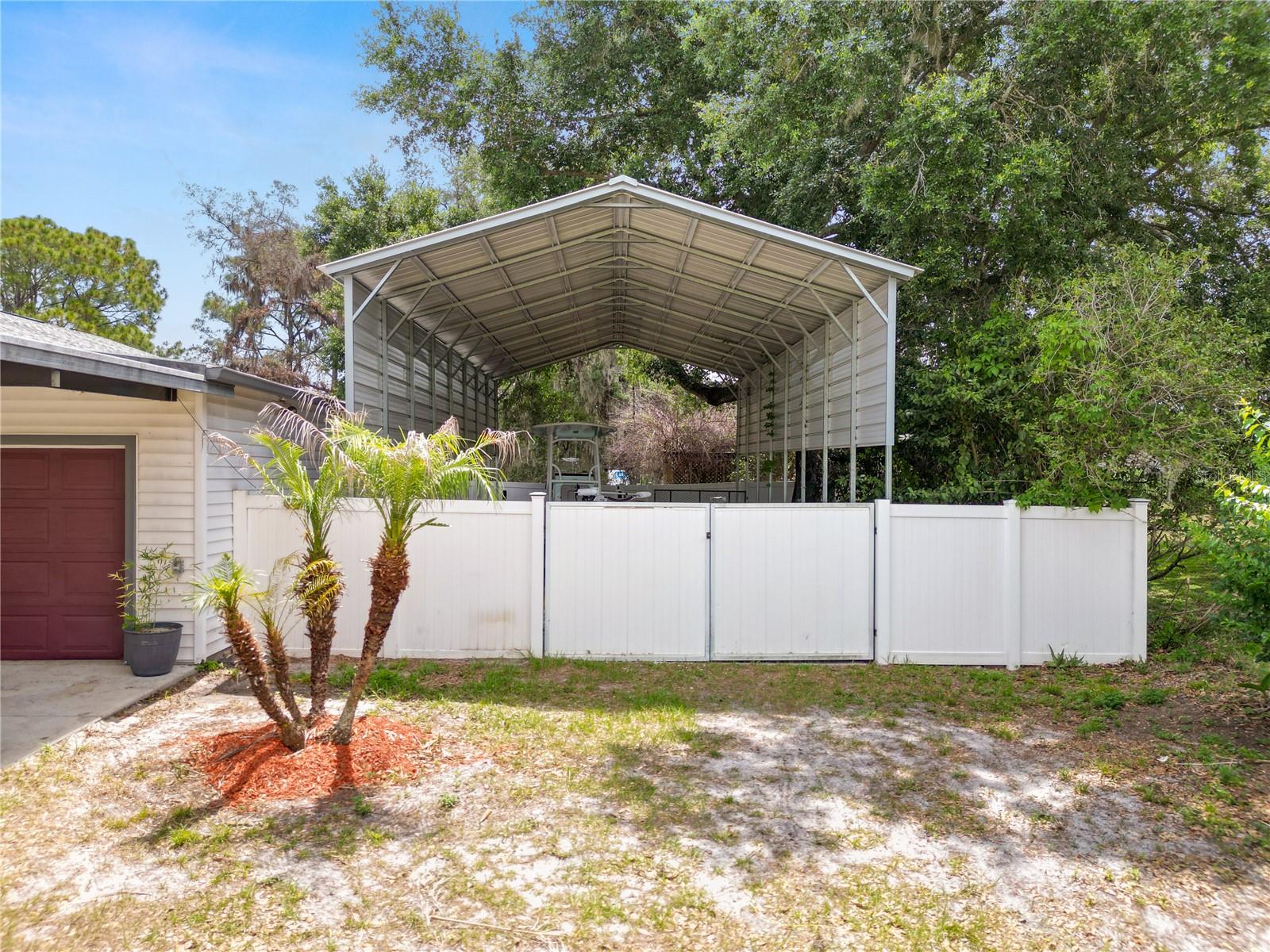 6230 FORESTWOOD DR W, LAKELAND, FL, 33811