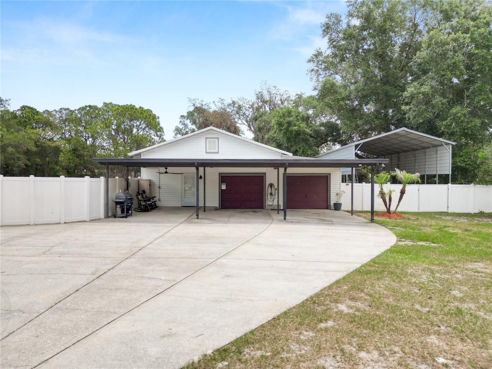 6230 FORESTWOOD DR W, LAKELAND, FL, 33811