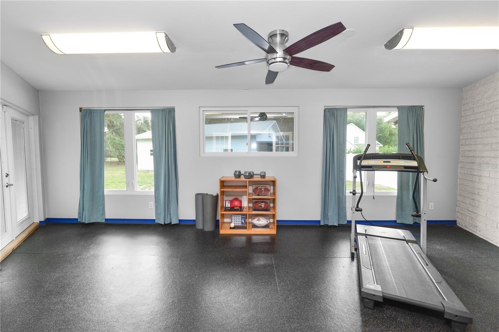 6230 FORESTWOOD DR W, LAKELAND, FL, 33811