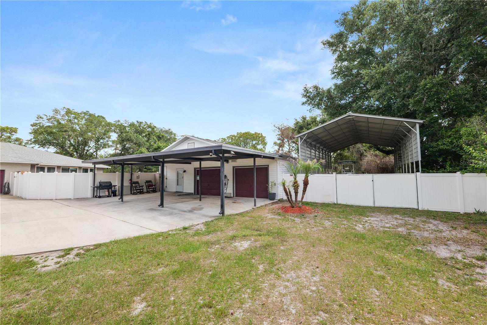 6230 FORESTWOOD DR W, LAKELAND, FL, 33811