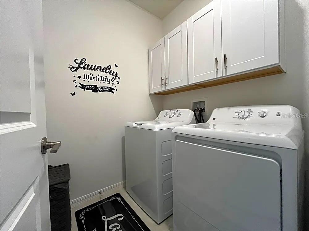 31751 BLUE PASSING LOOP, WESLEY CHAPEL, FL, 33545