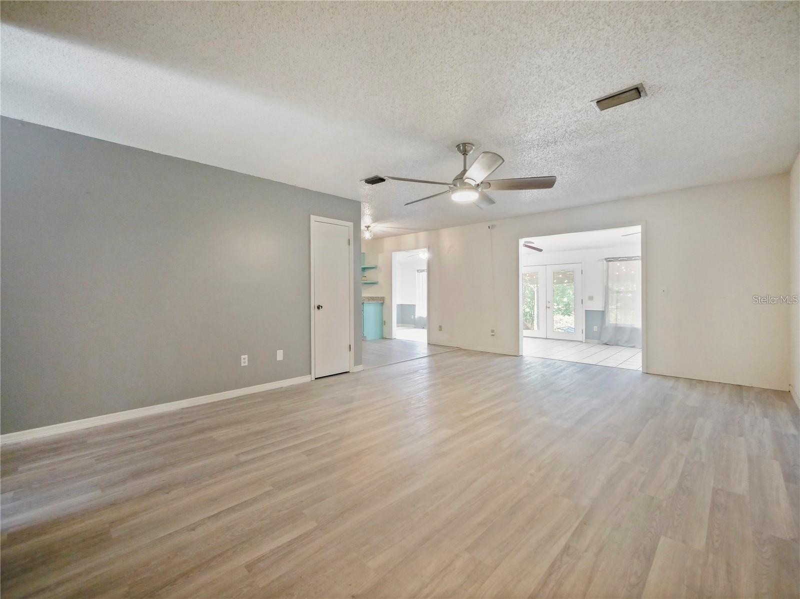 240 MAUREEN DR, SANFORD, FL, 32771