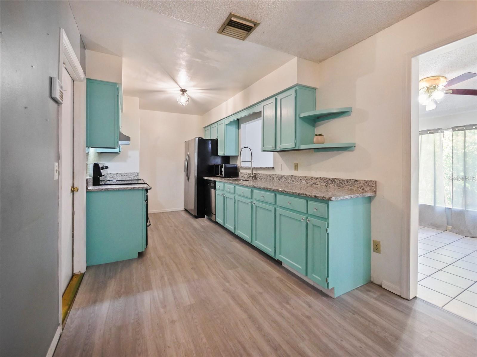 240 MAUREEN DR, SANFORD, FL, 32771