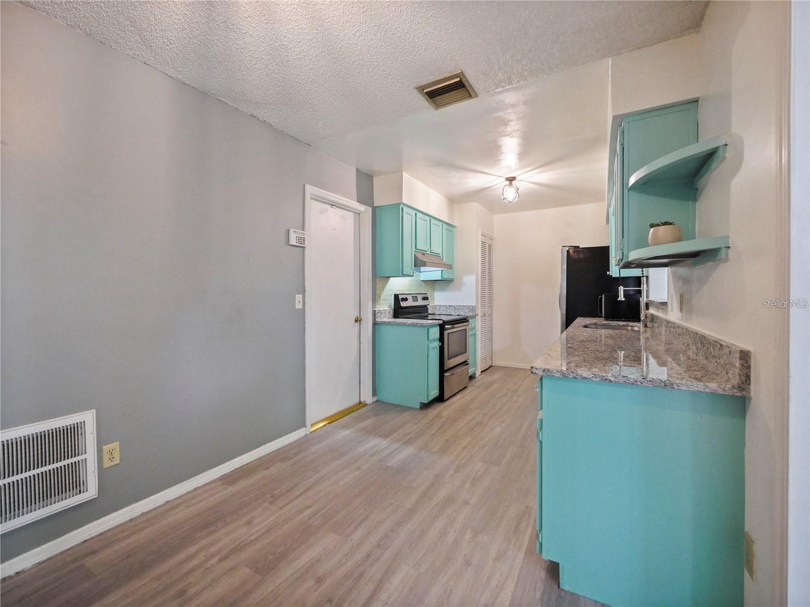 240 MAUREEN DR, SANFORD, FL, 32771