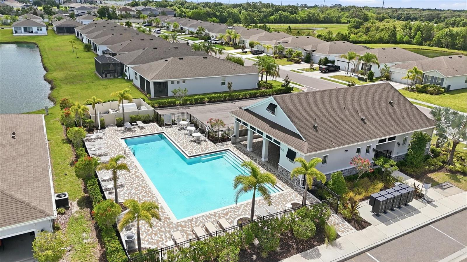 13817 CAMDEN CREST TER, LAKEWOOD RANCH, FL, 34211