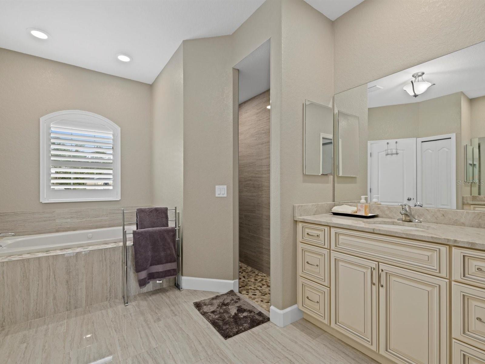 340 MCCABE ST, PORT CHARLOTTE, FL, 33953