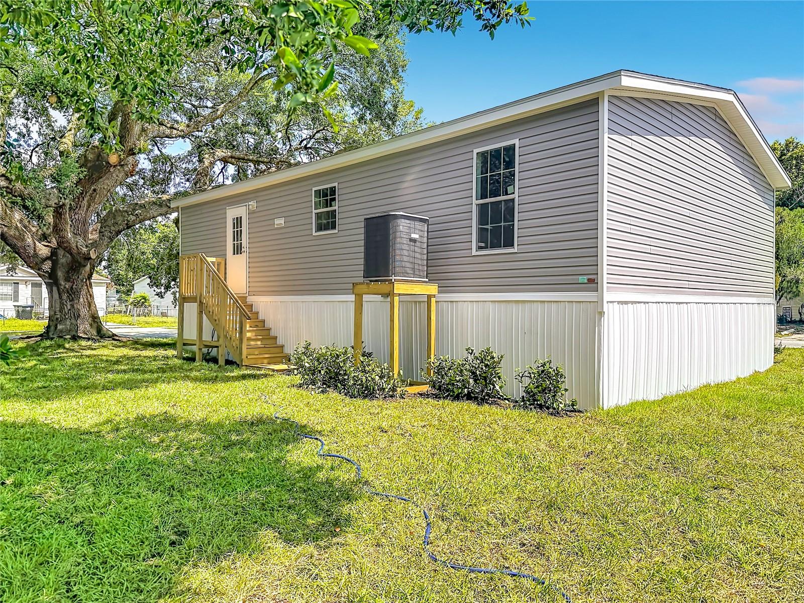 8002 MOBILAIRE DR, ORLANDO, FL, 32822