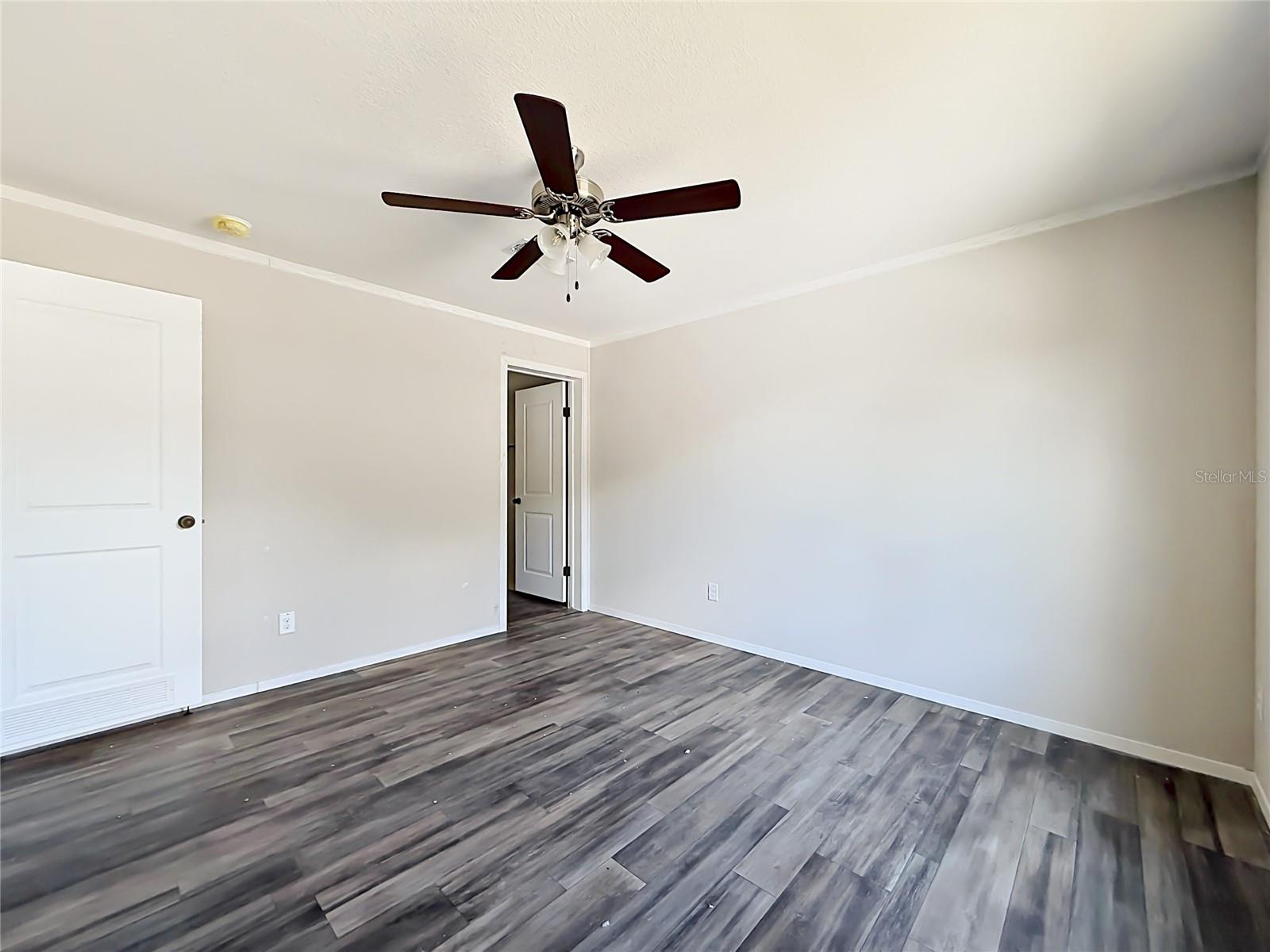 8002 MOBILAIRE DR, ORLANDO, FL, 32822