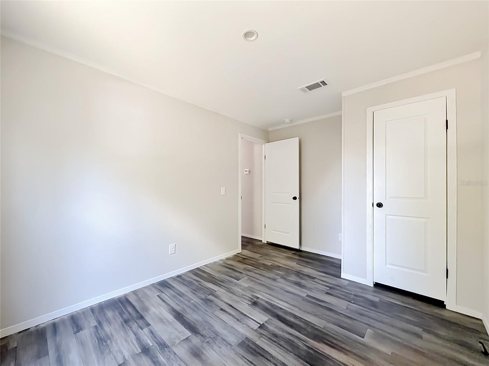 8002 MOBILAIRE DR, ORLANDO, FL, 32822
