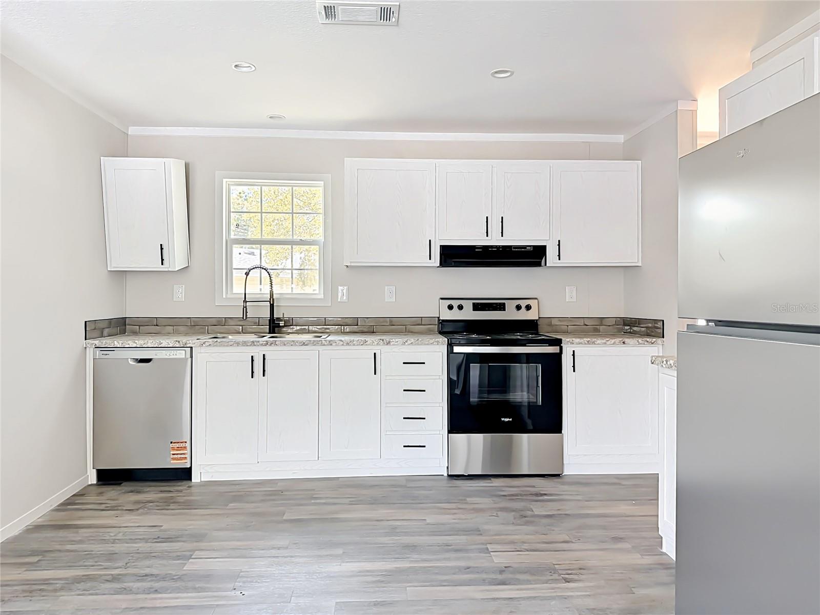8002 MOBILAIRE DR, ORLANDO, FL, 32822