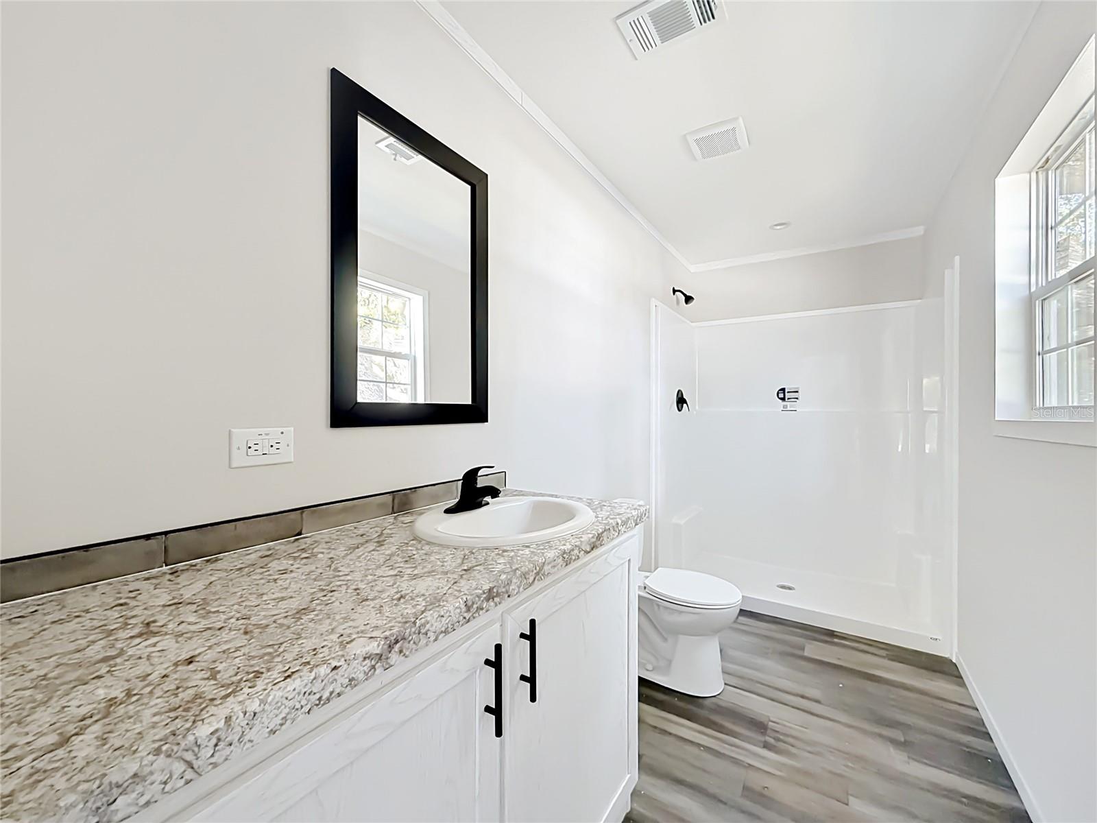 8002 MOBILAIRE DR, ORLANDO, FL, 32822
