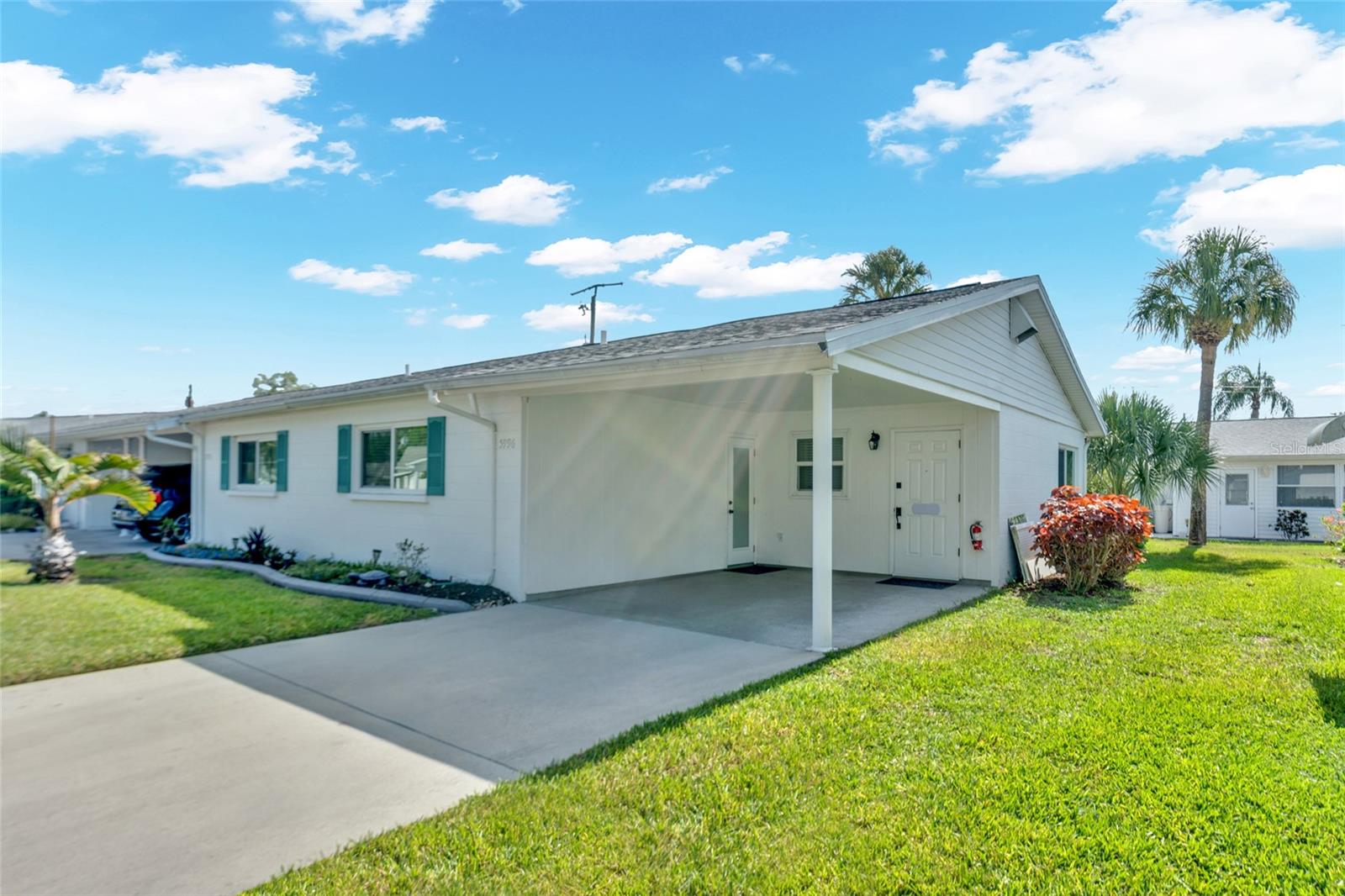 5996 HIBISCUS DR #6, BRADENTON, FL, 34207