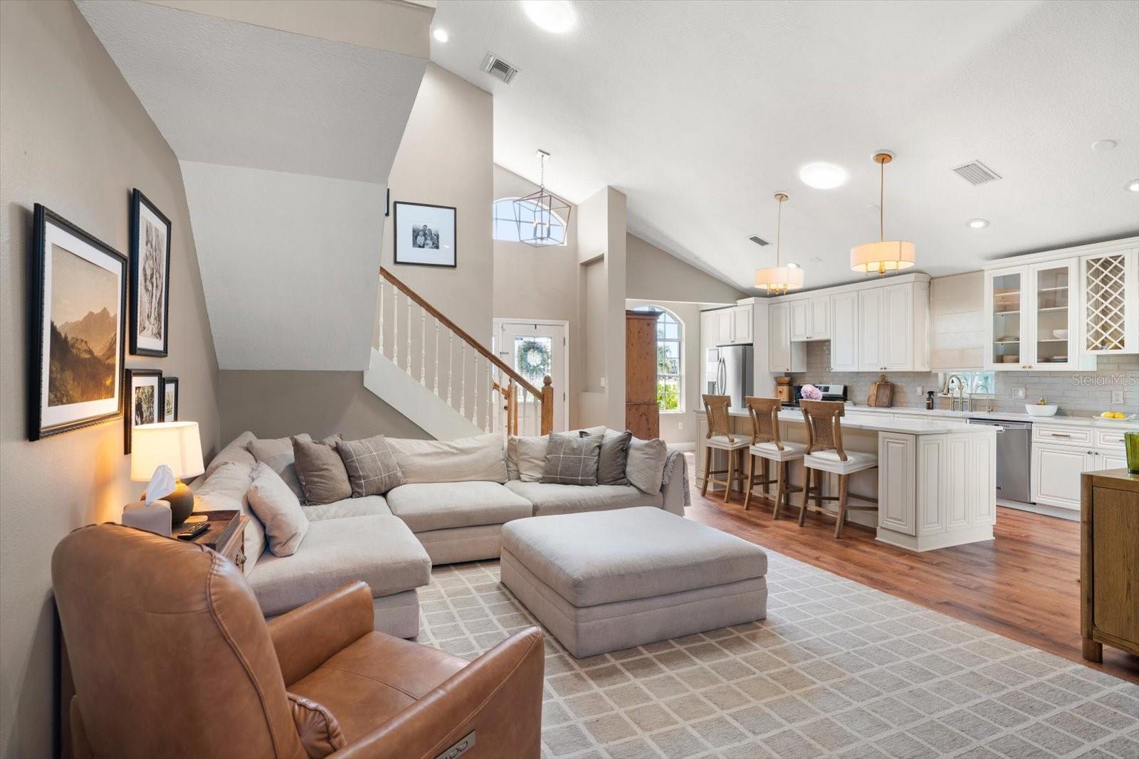 848 CHRISTINA CIR, OLDSMAR, FL, 34677