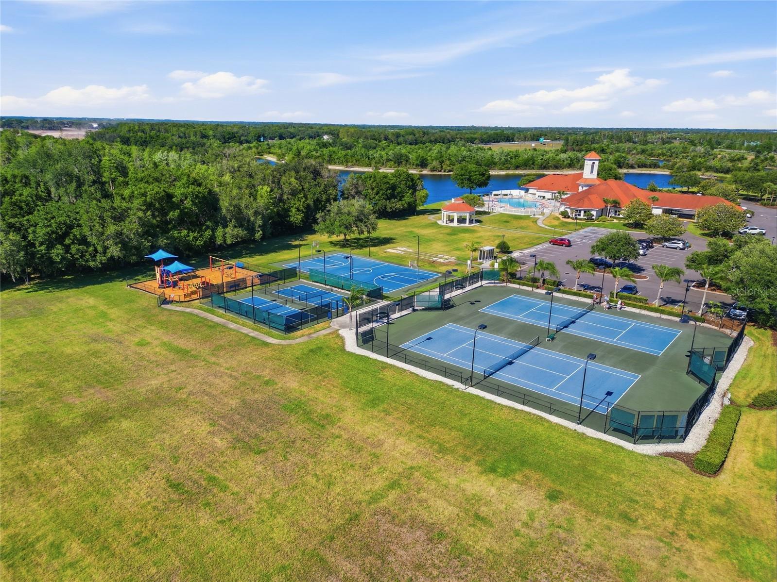 3842 SERENADE LN #1, LAKELAND, FL, 33811