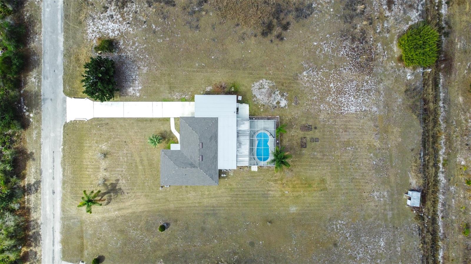 3950 BOUGAINVILLE DR, INDIAN LAKE ESTATES, FL, 33855