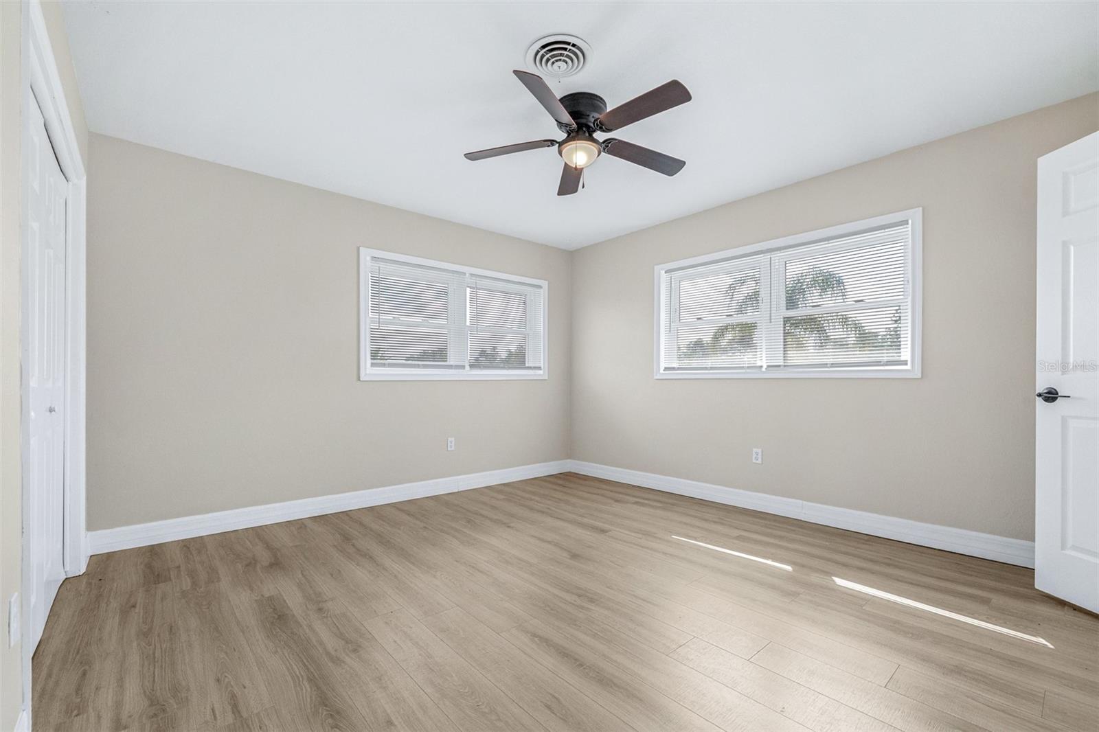 3950 BOUGAINVILLE DR, INDIAN LAKE ESTATES, FL, 33855