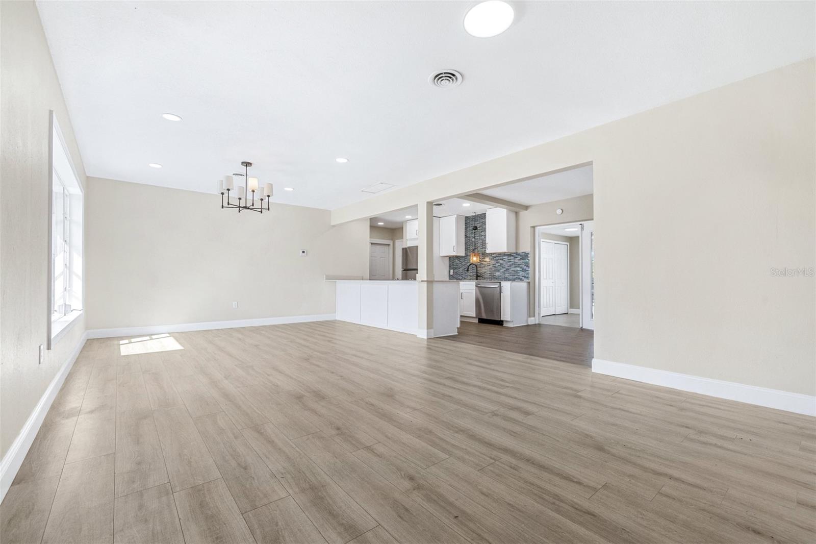 3950 BOUGAINVILLE DR, INDIAN LAKE ESTATES, FL, 33855