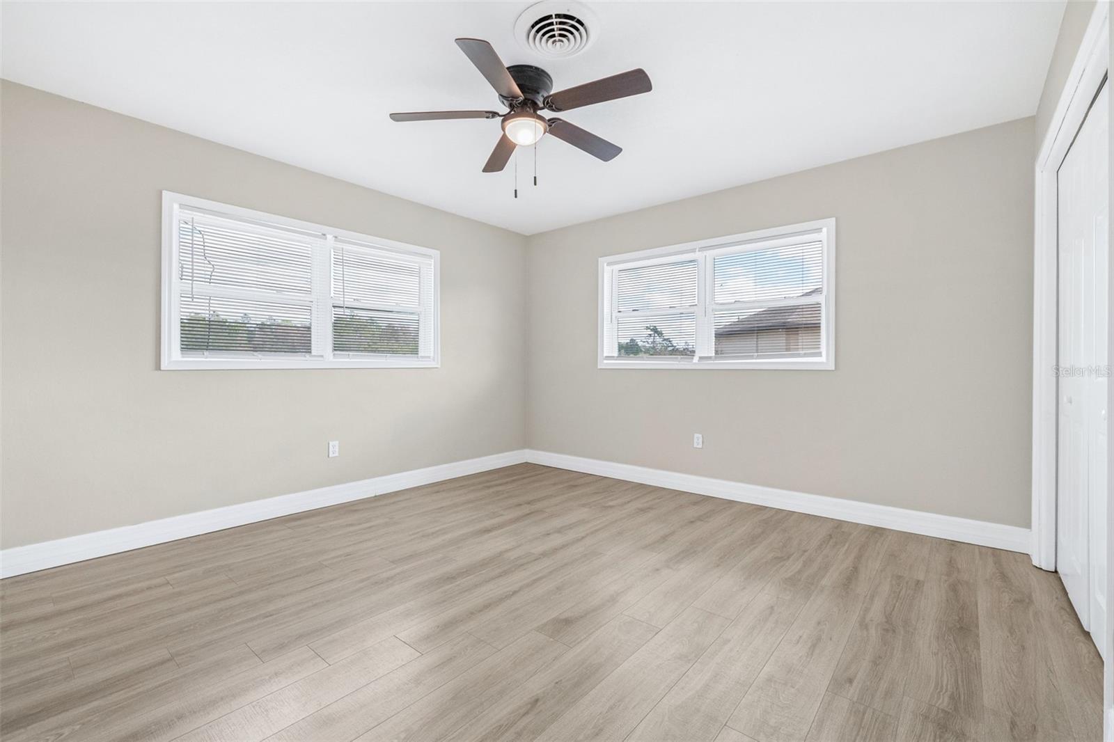 3950 BOUGAINVILLE DR, INDIAN LAKE ESTATES, FL, 33855