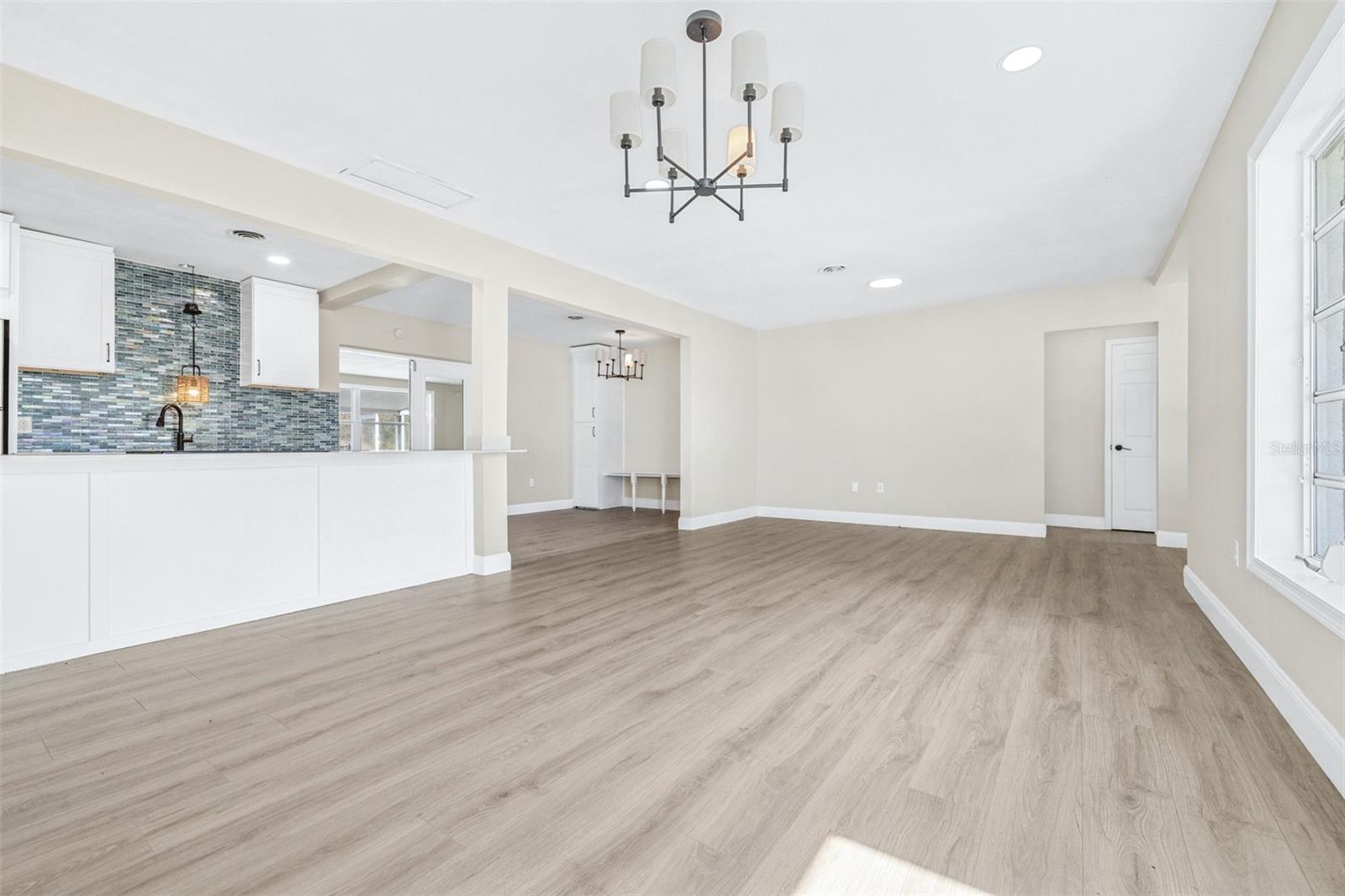 3950 BOUGAINVILLE DR, INDIAN LAKE ESTATES, FL, 33855