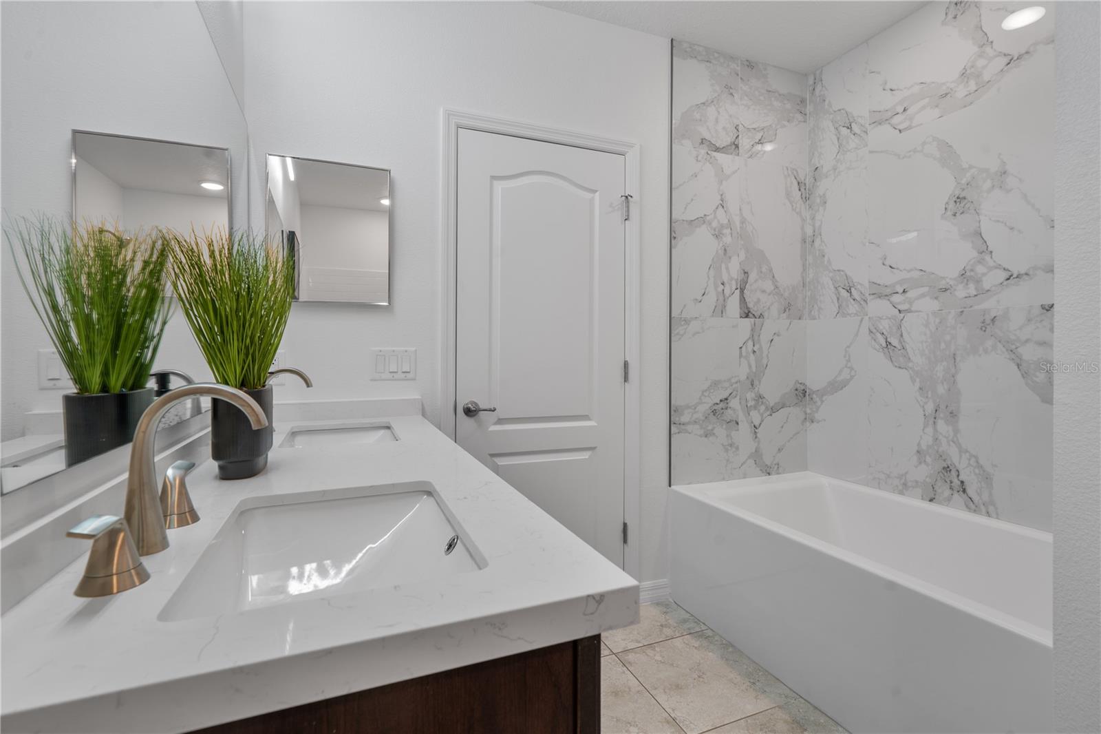 880 NW 251ST DR, NEWBERRY, FL, 32669
