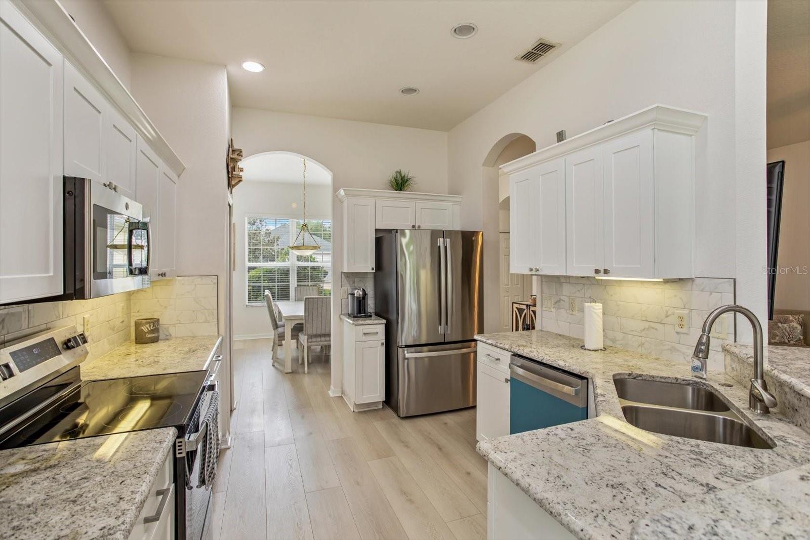 25206 ORMOND CT, LEESBURG, FL, 34748