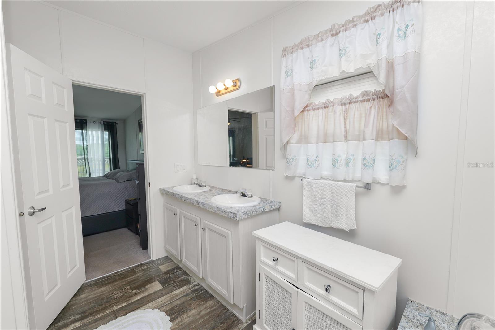 1052 LAMP POST LN, LAKELAND, FL, 33809