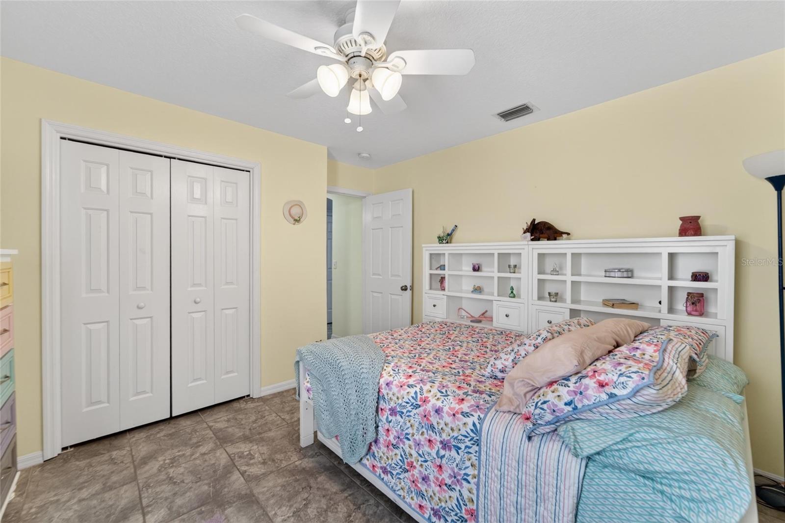 2819 LAUREL LEAF DR, VALRICO, FL, 33594