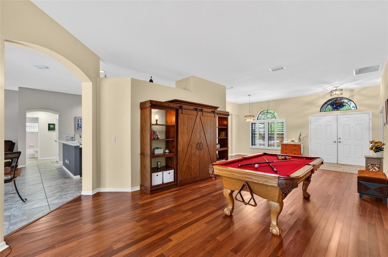 2819 LAUREL LEAF DR, VALRICO, FL, 33594