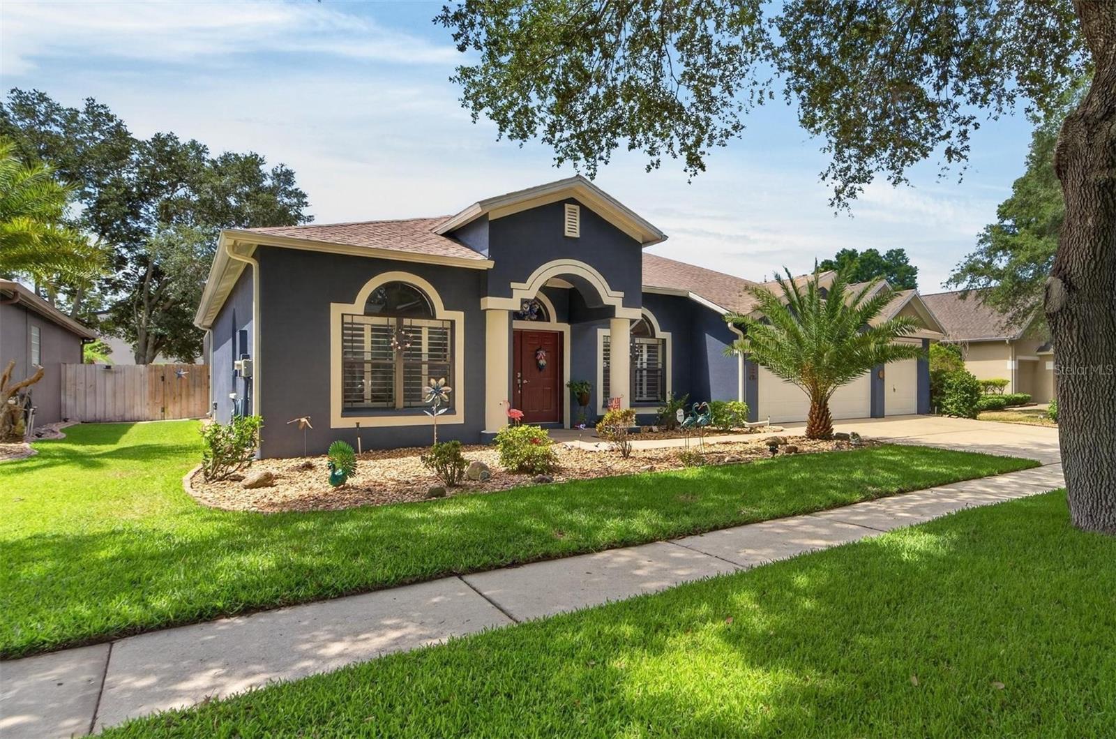 2819 LAUREL LEAF DR, VALRICO, FL, 33594