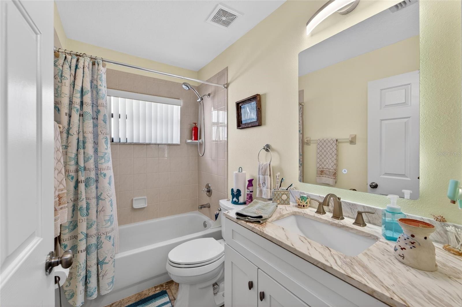 2819 LAUREL LEAF DR, VALRICO, FL, 33594