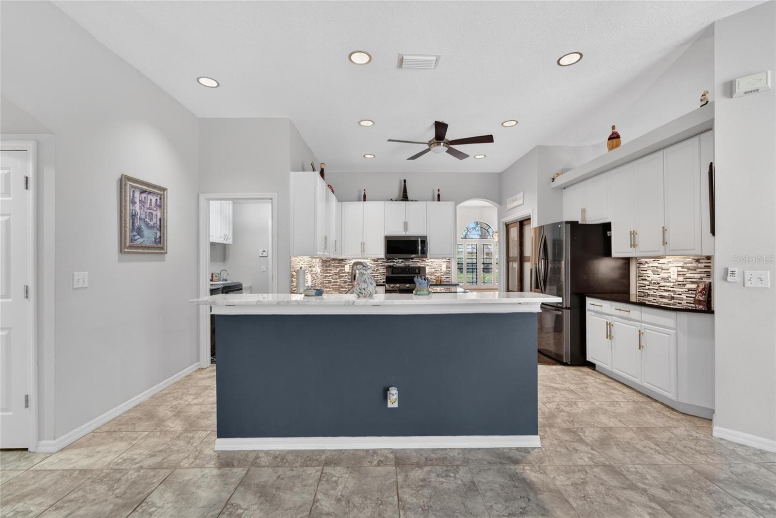 2819 LAUREL LEAF DR, VALRICO, FL, 33594