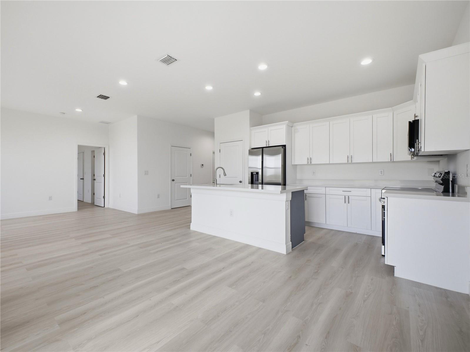 3031 NE BEECHWOOD CIR, LABELLE, FL, 33935