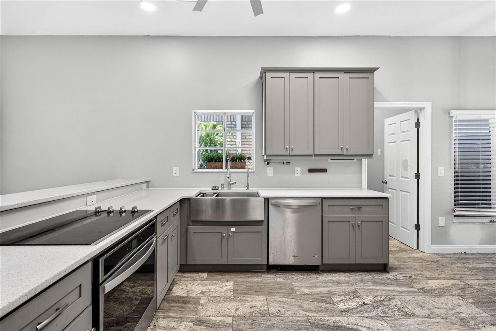 6282 BONAVENTURE CT, SARASOTA, FL, 34243