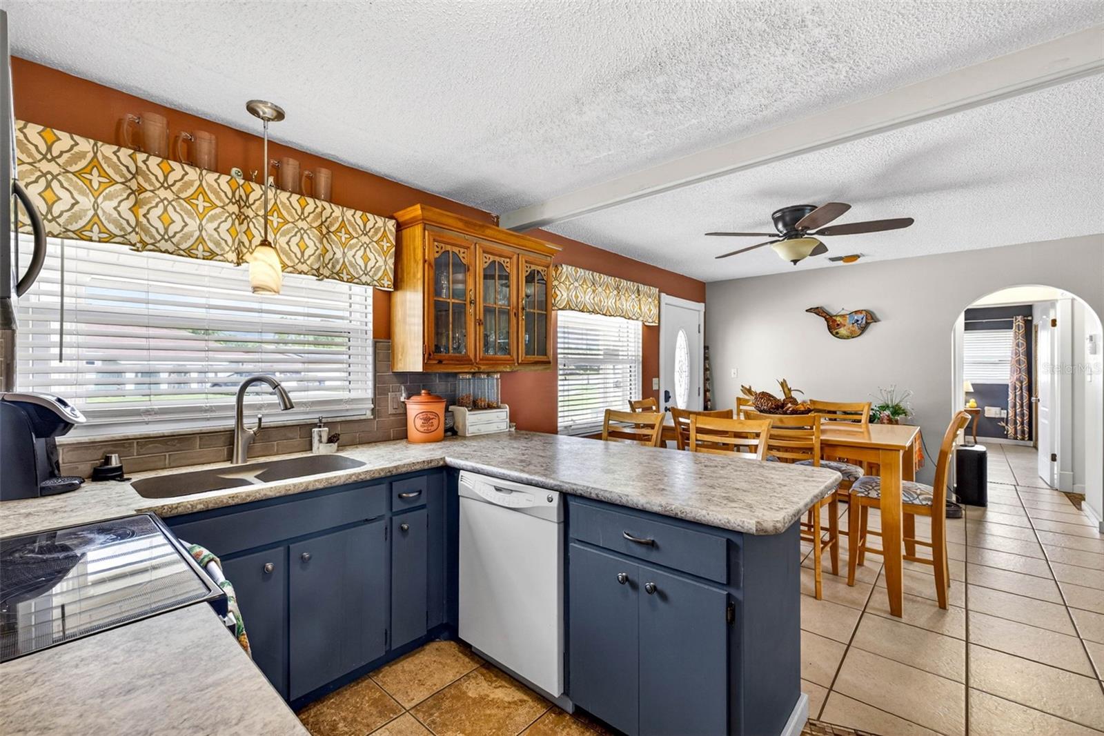 8429 JACQUELINE CT, ZEPHYRHILLS, FL, 33541