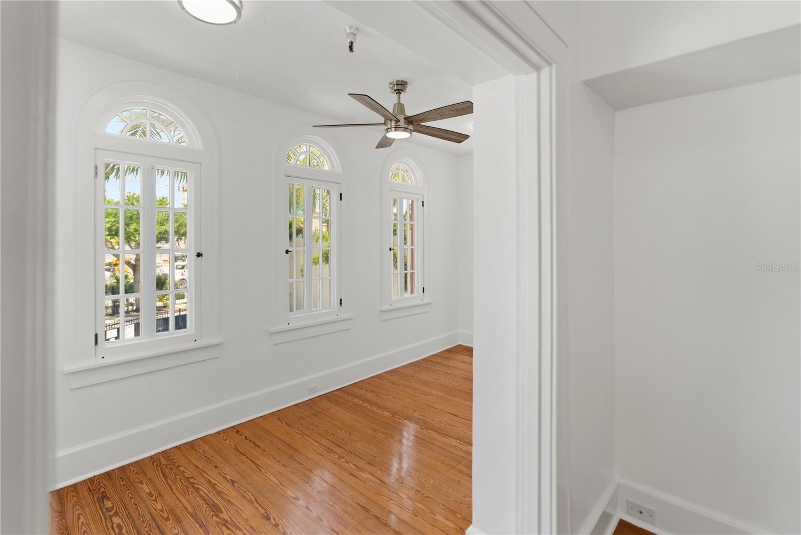 1221 N PALM AVE #202, SARASOTA, FL, 34236