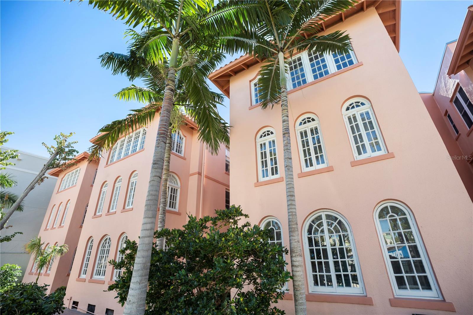 1221 N PALM AVE #202, SARASOTA, FL, 34236