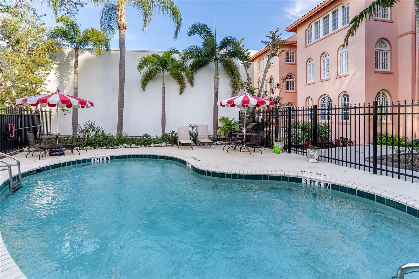1221 N PALM AVE #202, SARASOTA, FL, 34236