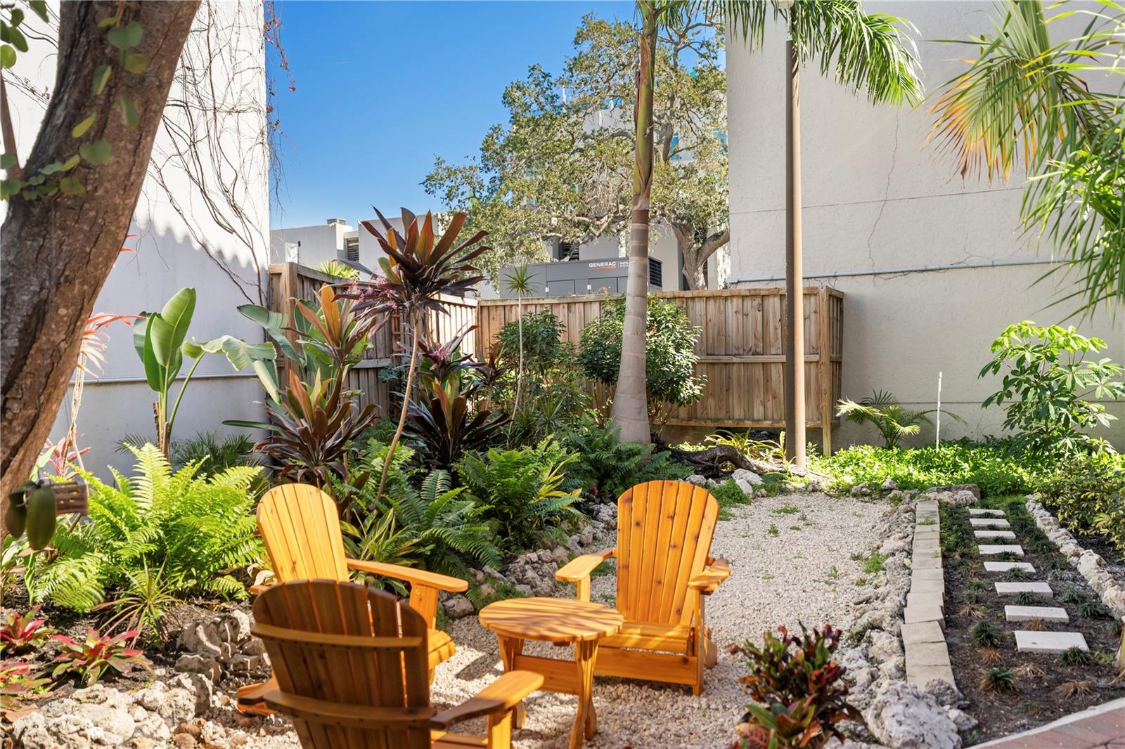 1221 N PALM AVE #202, SARASOTA, FL, 34236