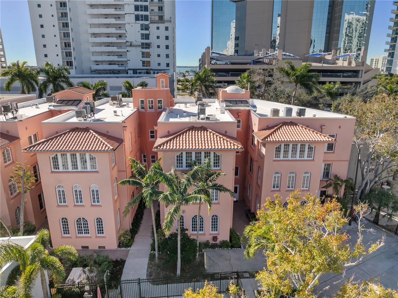 1221 N PALM AVE #202, SARASOTA, FL, 34236
