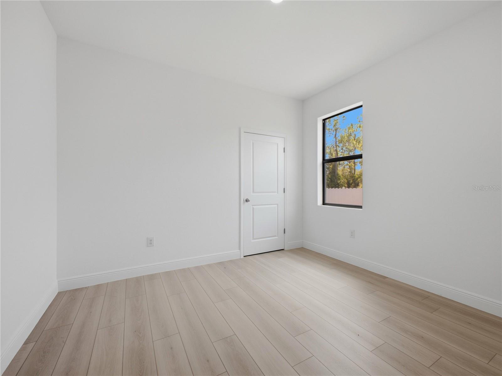 8010 SANDALWOOD CIR, LABELLE, FL, 33935