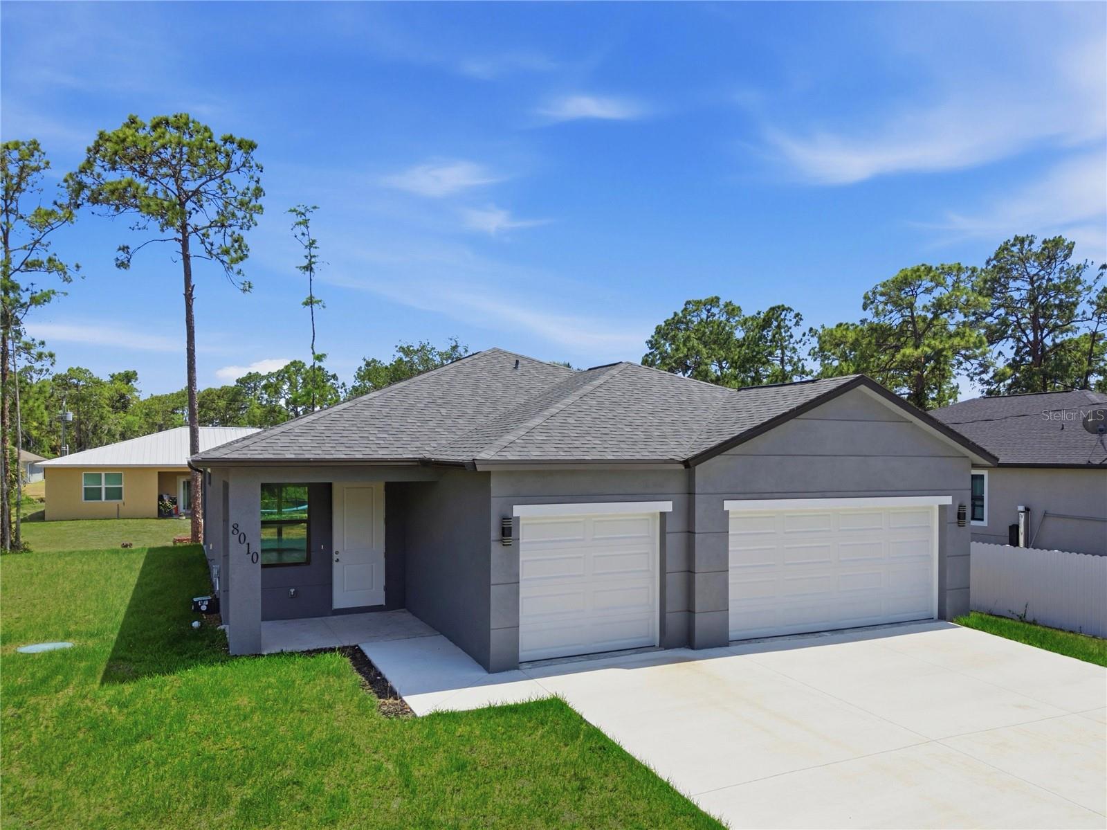 8010 SANDALWOOD CIR, LABELLE, FL, 33935