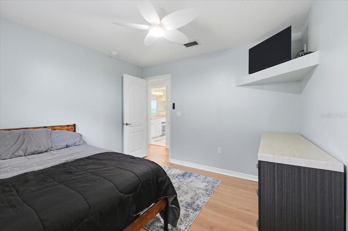 915 N CROOKED LAKE DR, BABSON PARK, FL, 33827