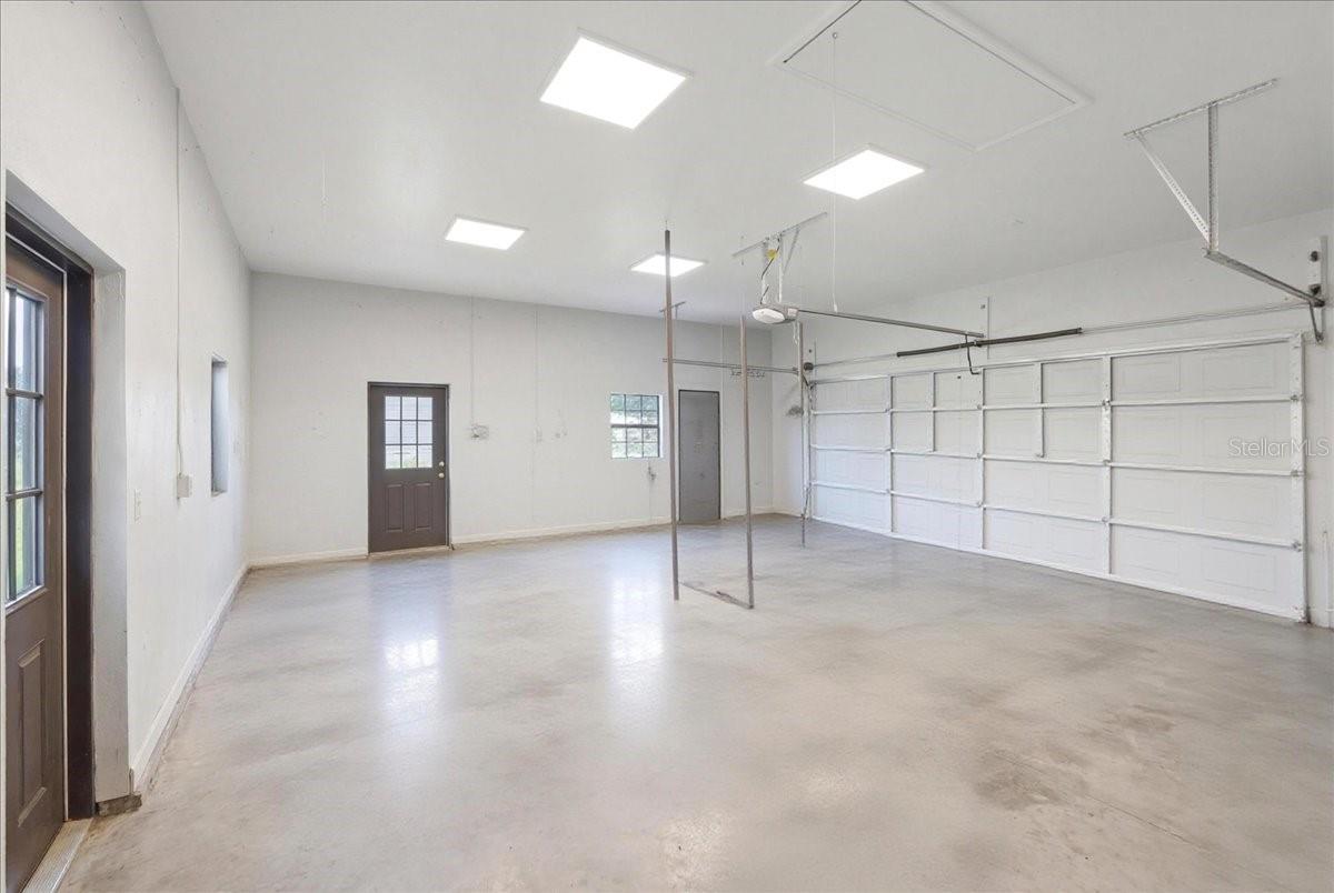 915 N CROOKED LAKE DR, BABSON PARK, FL, 33827