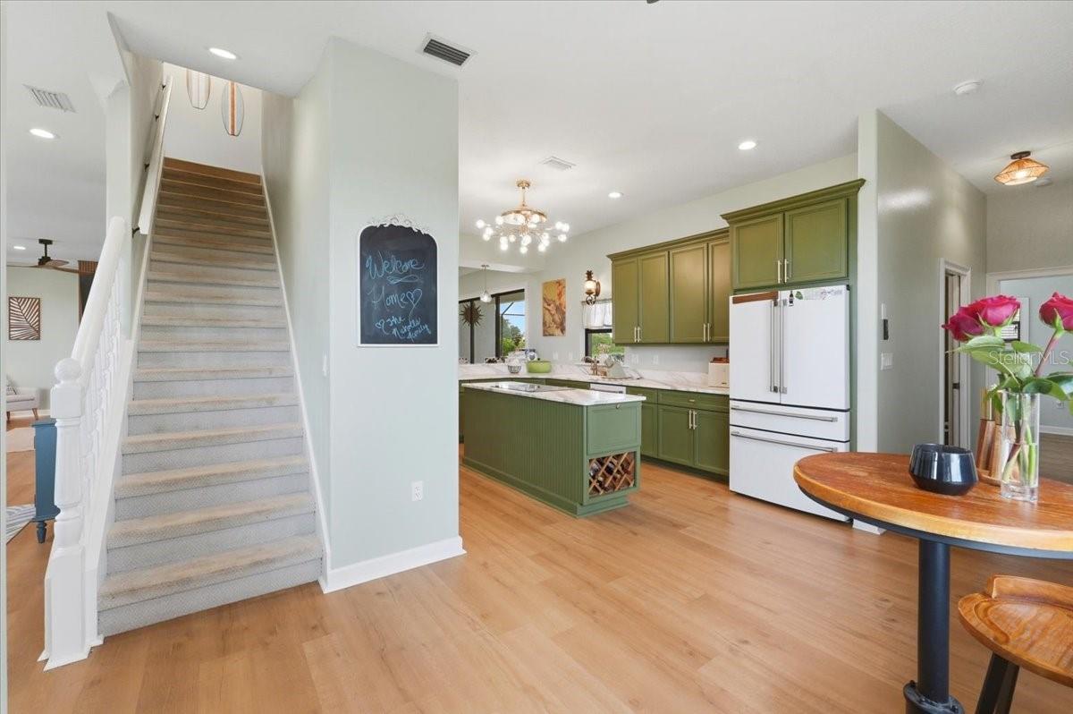 915 N CROOKED LAKE DR, BABSON PARK, FL, 33827