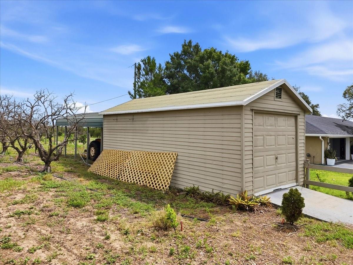 915 N CROOKED LAKE DR, BABSON PARK, FL, 33827