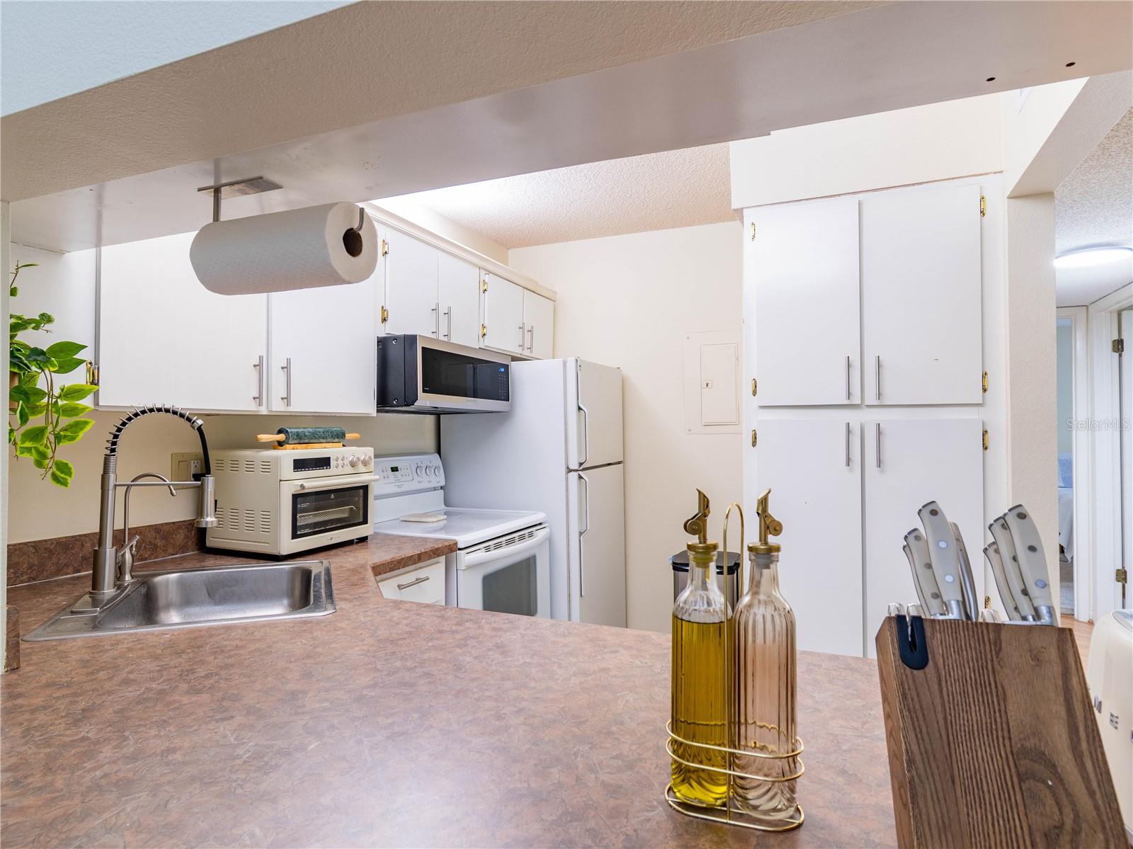 3232 LAKE PINE WAY E #F3, TARPON SPRINGS, FL, 34688
