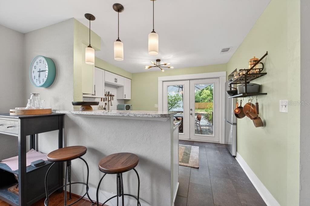413 W NORTH BAY ST, TAMPA, FL, 33603