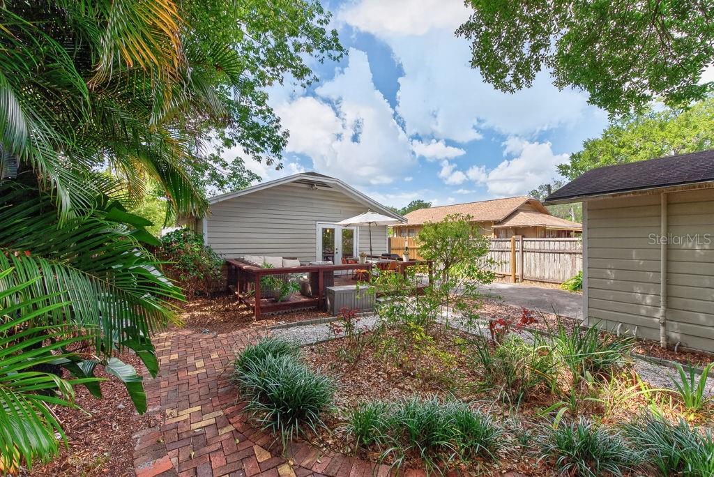 413 W NORTH BAY ST, TAMPA, FL, 33603