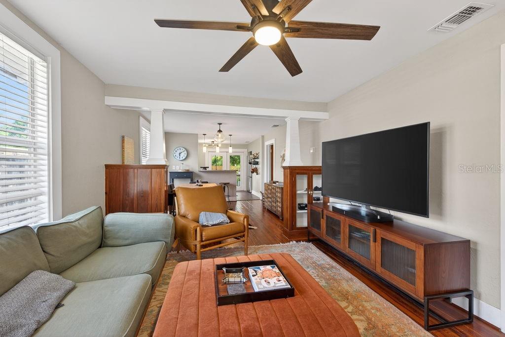 413 W NORTH BAY ST, TAMPA, FL, 33603